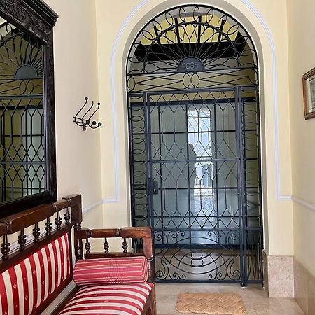 Apartamento Suite Alameda De Hercules Sevilla Buitenkant foto