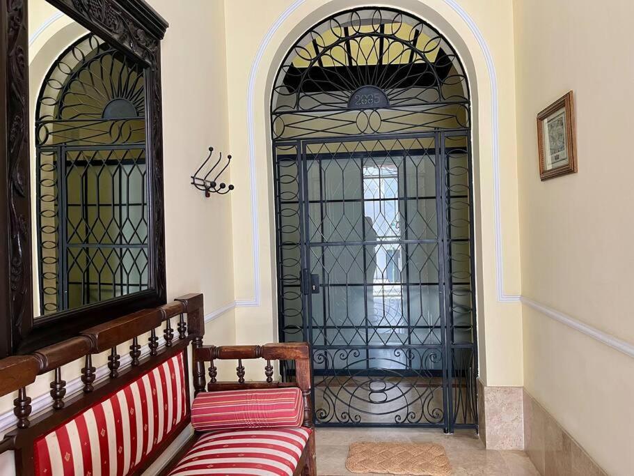 Apartamento Suite Alameda De Hercules Sevilla Buitenkant foto